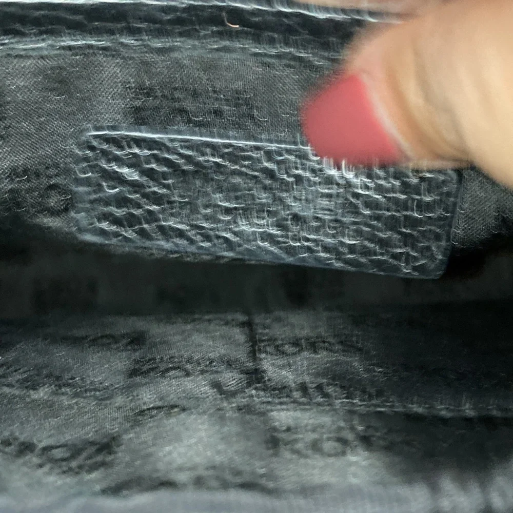 Michael Kors Black Crossbody. - Picture 4 of 7